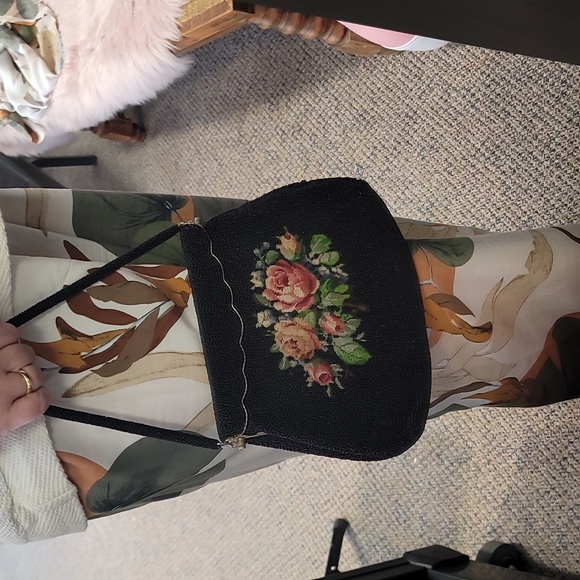 Vintage 1920 hand beaded purse - Picture 10 of 10